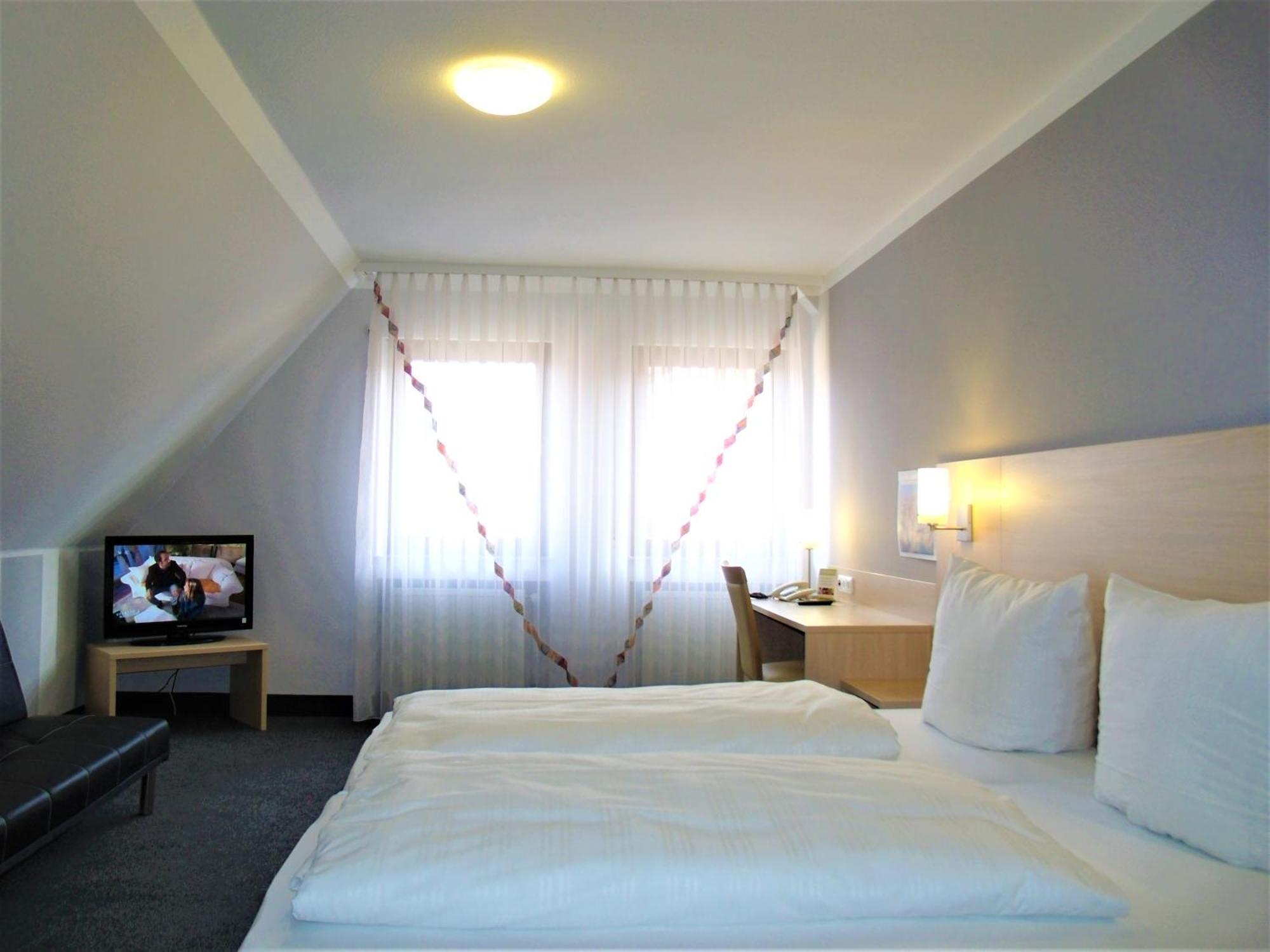 Hotel Brehm Würzburg Oda fotoğraf